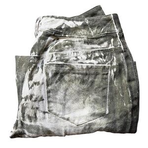 jeez louise >.< | gorgeous green white jeans